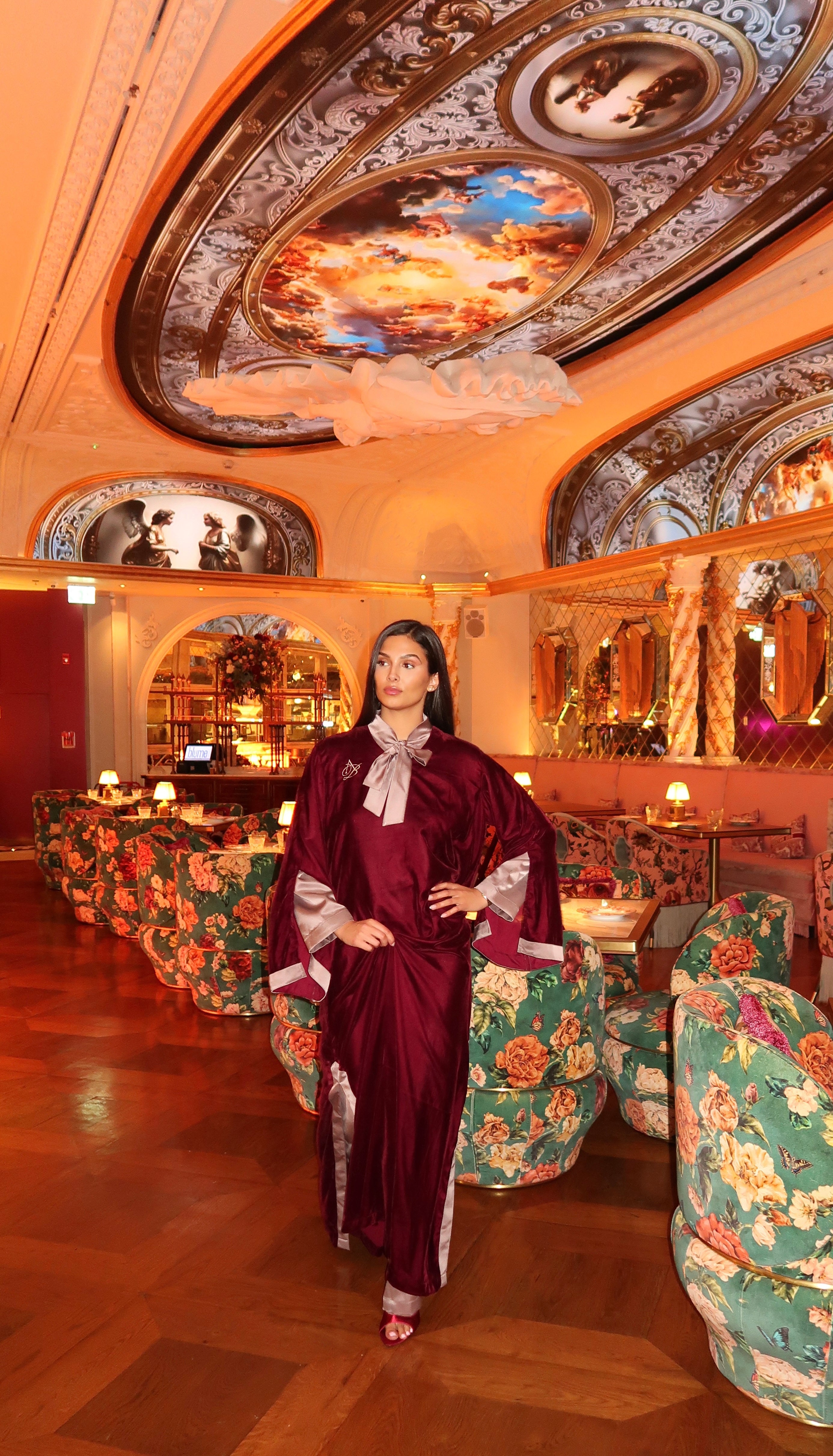 Abaya Bordeaux Signature - PRE ORDER